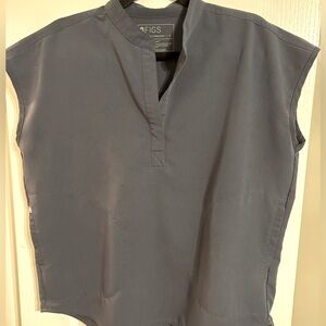 Women’s Fig Scrub Top Night Sky